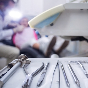 تصویر برای دسته  تجهیزات، مواد و ملزومات دندان‌پزشکی