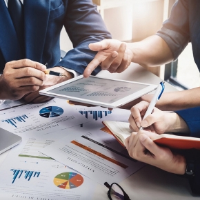 تصویر برای دسته  خدمات مالی و سرمایه‌گذاری