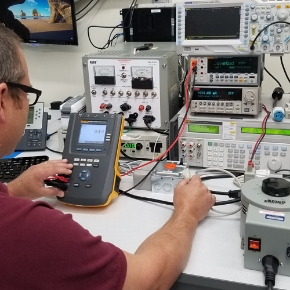 تصویر برای دسته  تجهیزات آزمون کالیبراسیون 