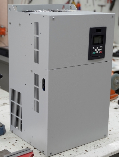 تصویر  اینورتر 110kw سری اوریکس (AURIX) 